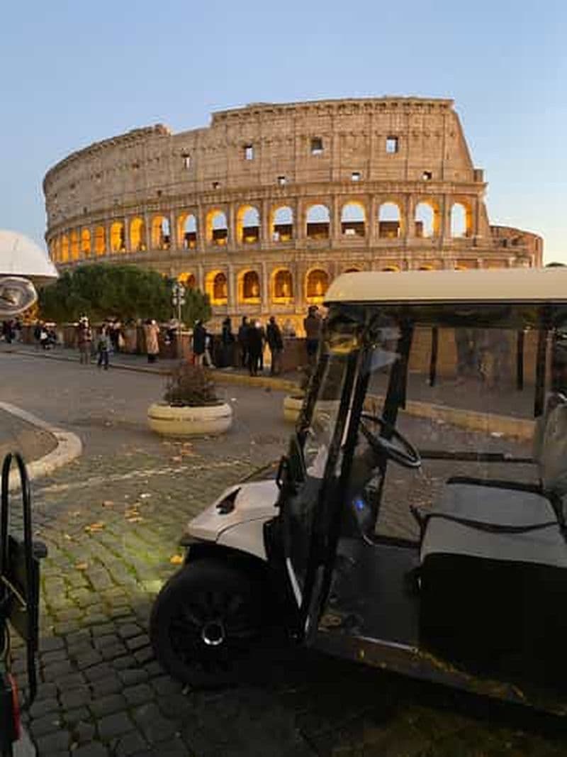 Billet Rome de nuit en exclusivité : voiturette de golf, dîner italien et gelato