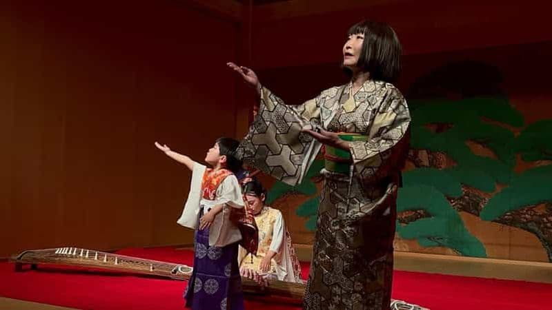 Concert spécial de culture japonaise au théâtre Noh de Nagoya