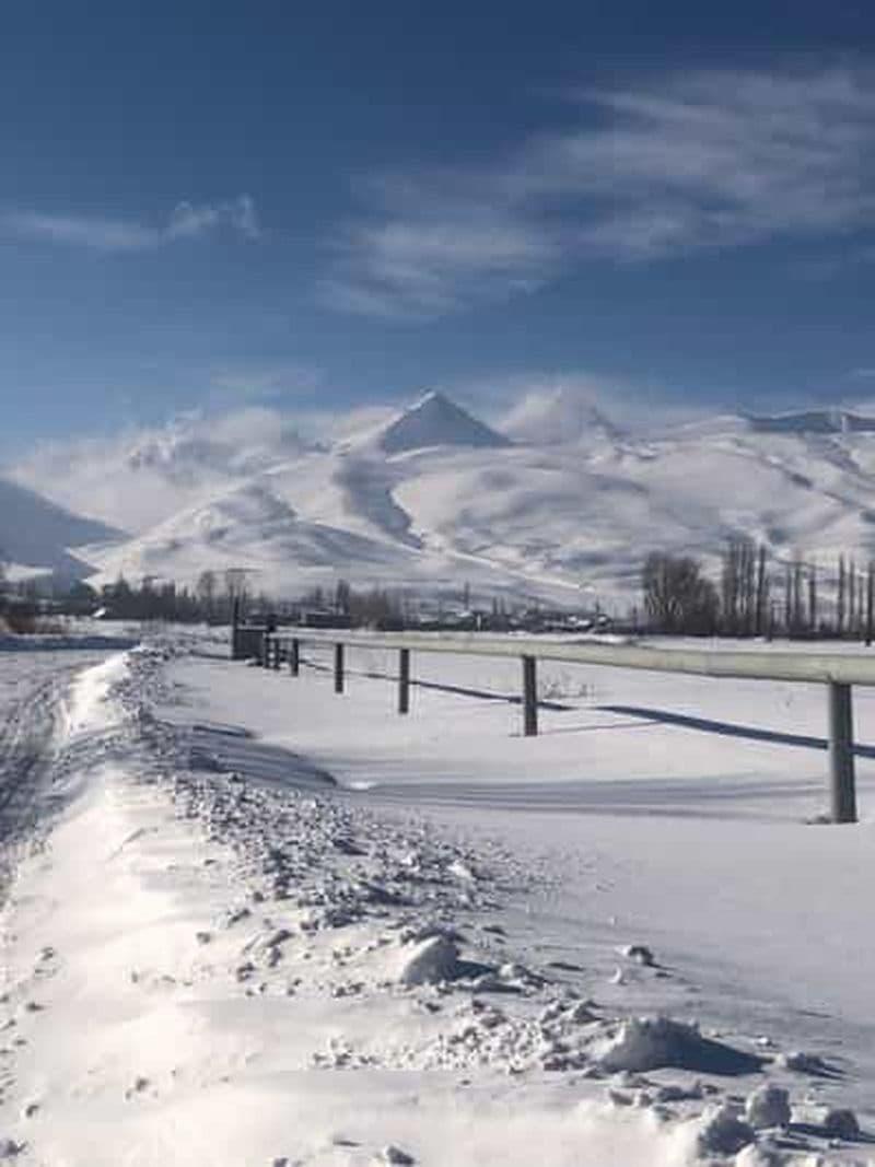Billet Excursion d'une journée sur le mont Aragats avec un guide