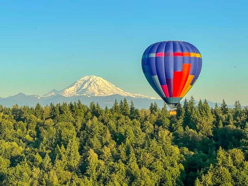 Seattle : Montgolfière au coucher du soleil sur le mont Rainier