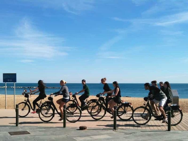 Billet Barcelone : visite des points forts de la ville à vélo