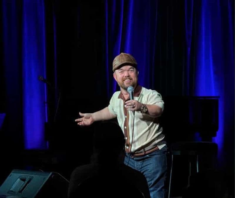 Los Angeles : visite nocturne d'Hollywood avec dîner et spectacle d'humour