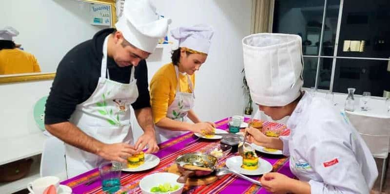 Billet Lima : Cours de cuisine - Une exploration culinaire péruvienne