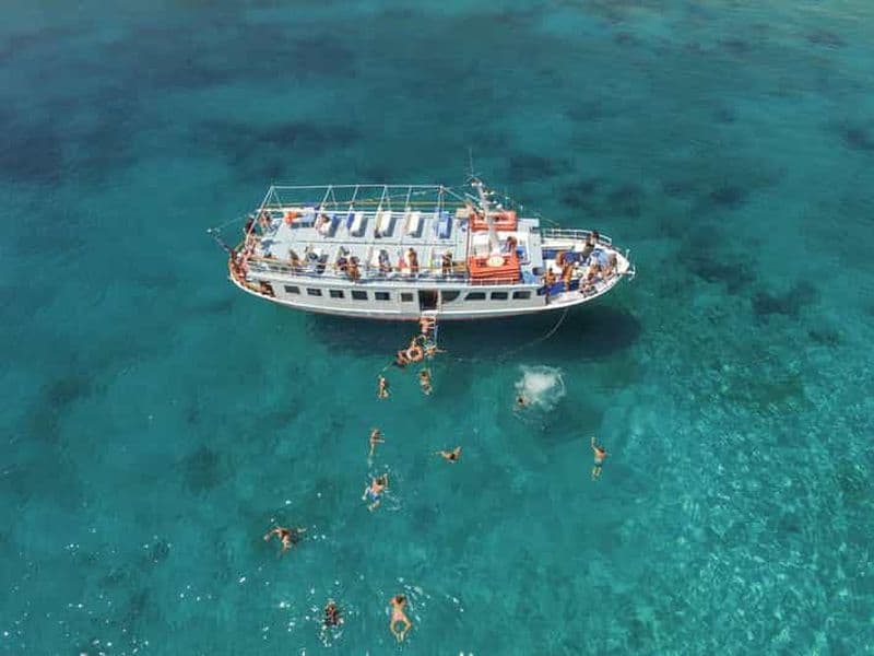 Au départ de Naxos : croisière à Schinoussa et Iraklia avec barbecue.