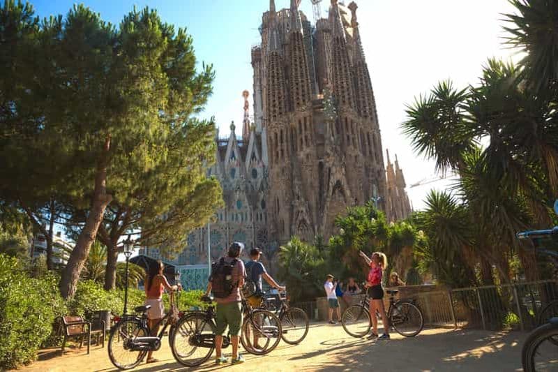Billet Tour à vélo des points forts de Barcelone : Faites du vélo le long de la plage !