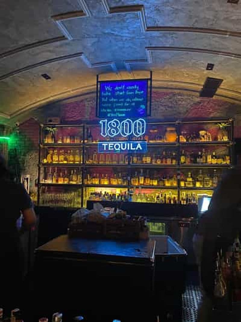 Makati : La tournée des bars