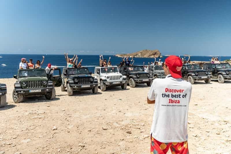 Billet Excursion en Jeep Wrangler à Ibiza : plages cachées, snorkeling et grottes