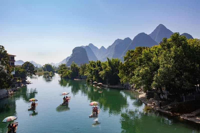 Guilin→Yangshuo : transfert aéroport et rafting sur la rivière Yulong