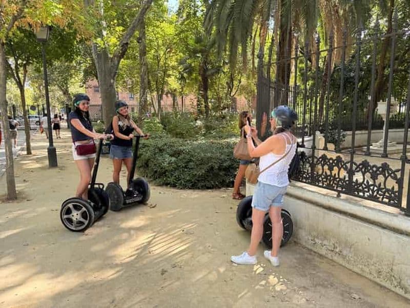 Billet Séville : visite en Segway de 60 minutes de la Plaza de España et du parc María Luisa