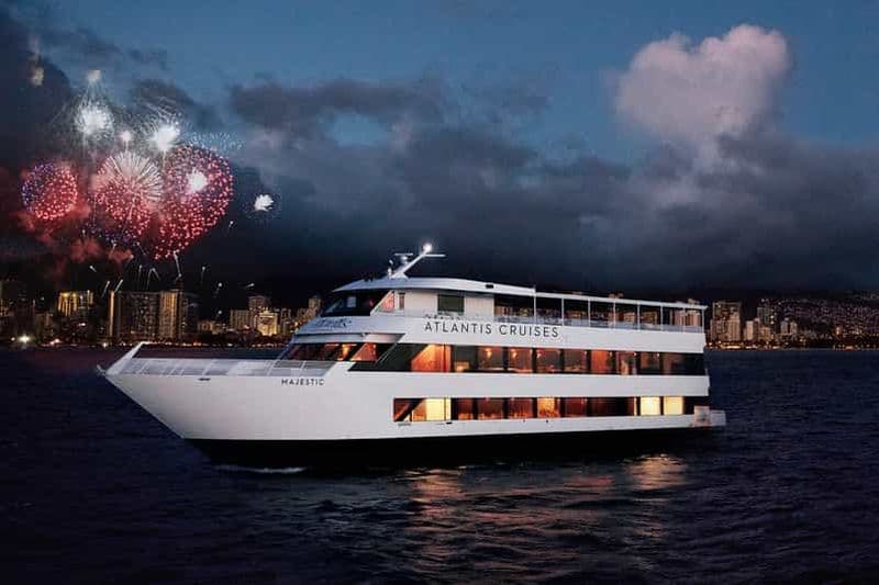Billet Oahu : Croisière cocktail pour le feu d'artifice du vendredi soir