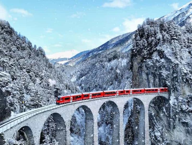 Billet Depuis Milan : train rouge Bernina, Alpes suisses et Saint-Moritz
