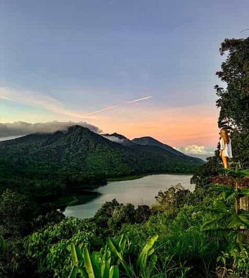 Munduk : Randonnée dans la jungle du lac Twin, temple Ulun Danu et chute d'eau