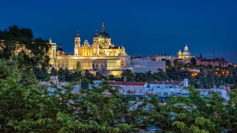 Billet Madrid : Visite guidée à pied des principaux sites de la ville