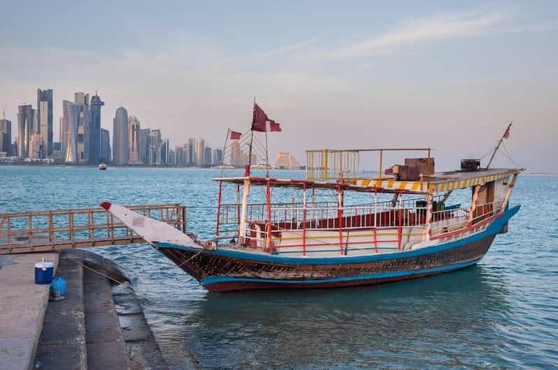 Billet Doha : Tour en bateau traditionnel Dhow à la Corniche .