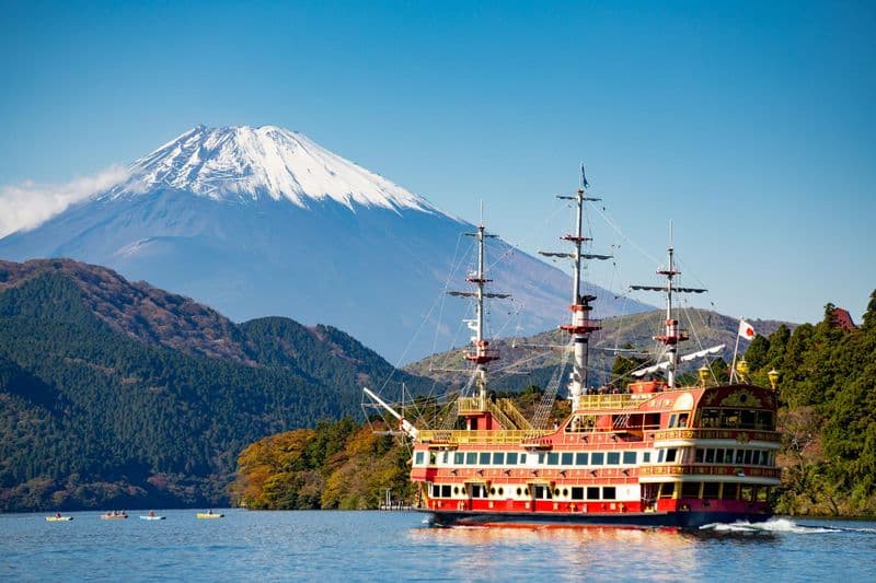 Croisière en bateau sur le lac Ashi à Hakone