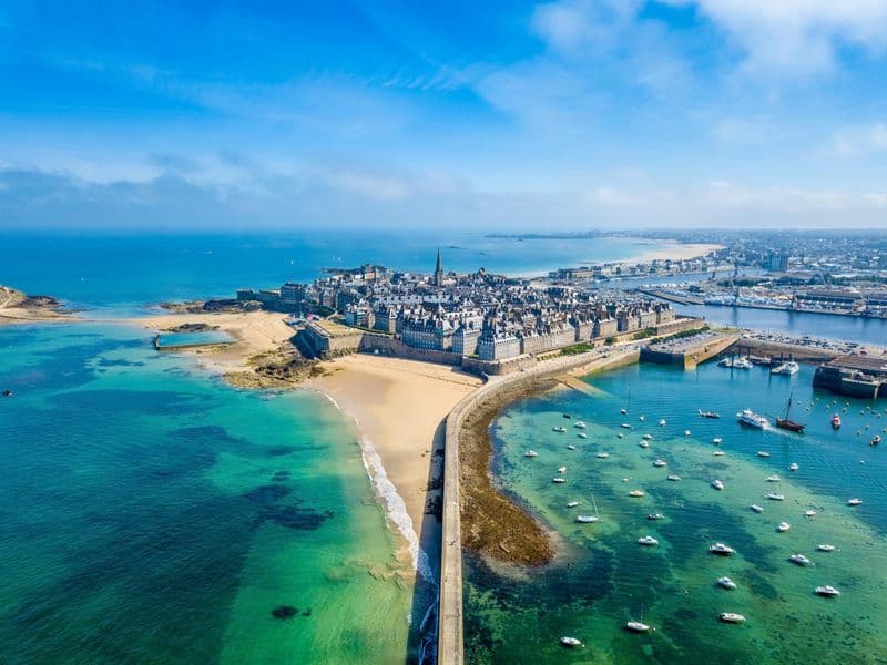 Vol en hélicoptère à Saint-Malo
