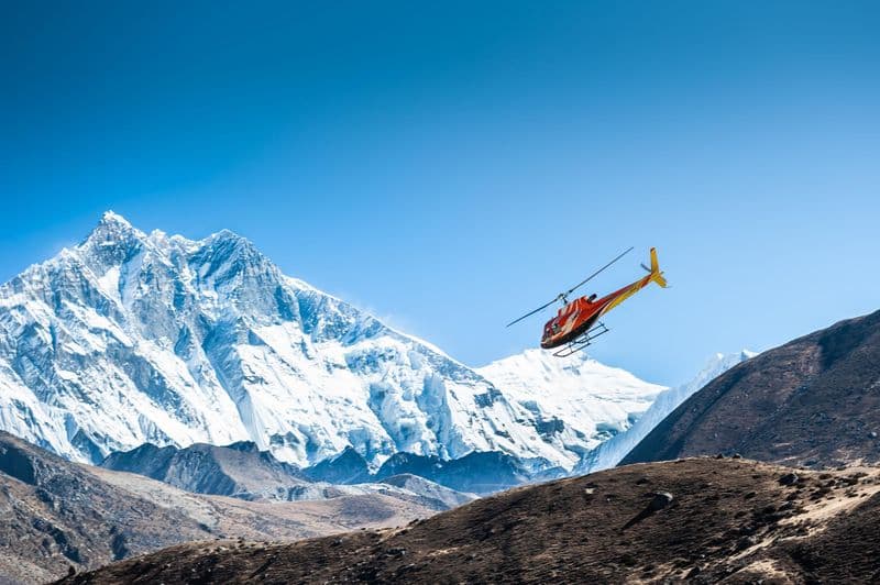 Vol en hélicoptère vers le camp de base de l’Everest – Katmandou