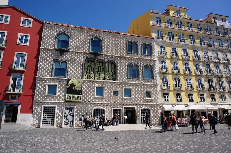 Casa dos Bicos