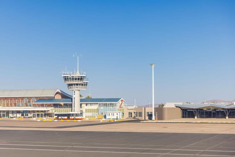 Aéroport International Hosea Kutako (WDH)