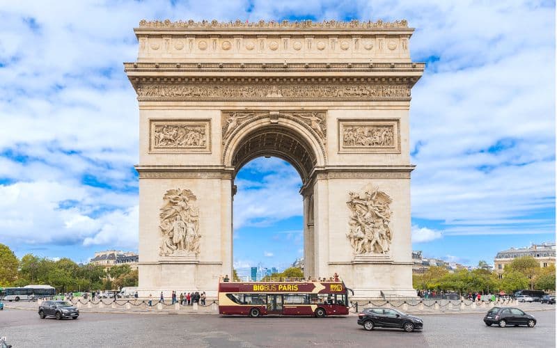 Billet Big Bus : Tour en bus Hop-On Hop-Off de Paris et billets pour le Panthéon