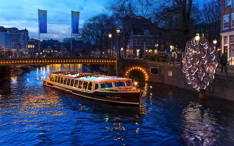 Billet Croisière traditionnelle du festival des lumières d'Amsterdam avec options de boissons illimitées