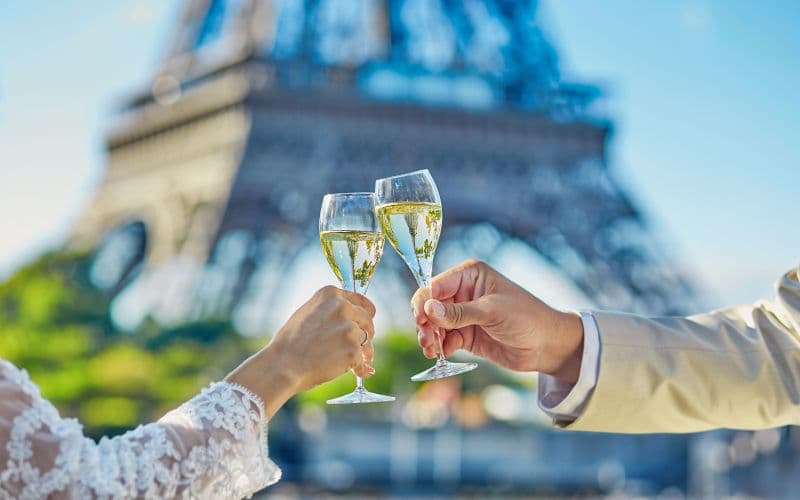 Billet Croisière sur la Seine depuis le Pont de l'Alma avec Champagne