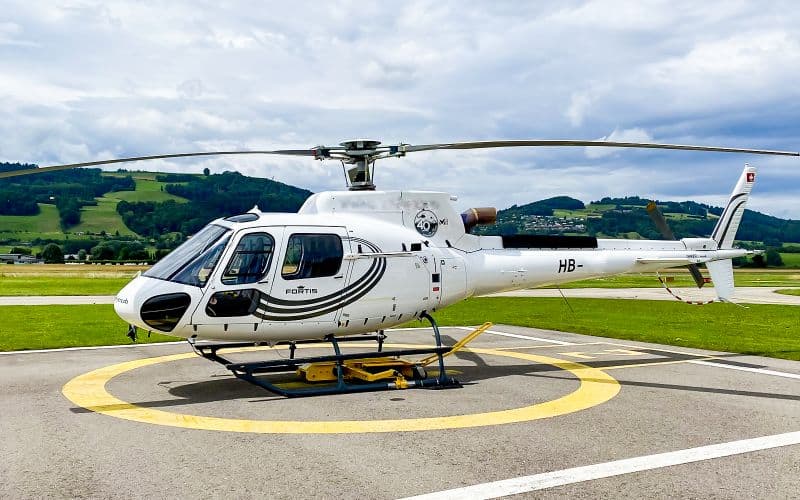 Tour en hélicoptère du Seeland bernois et du Jura