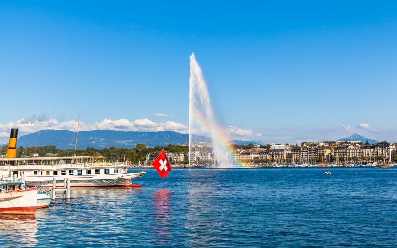 Billet Visite guidée d'une journée sur le lac Léman incluant le Chaplin's World et le château de Chillon