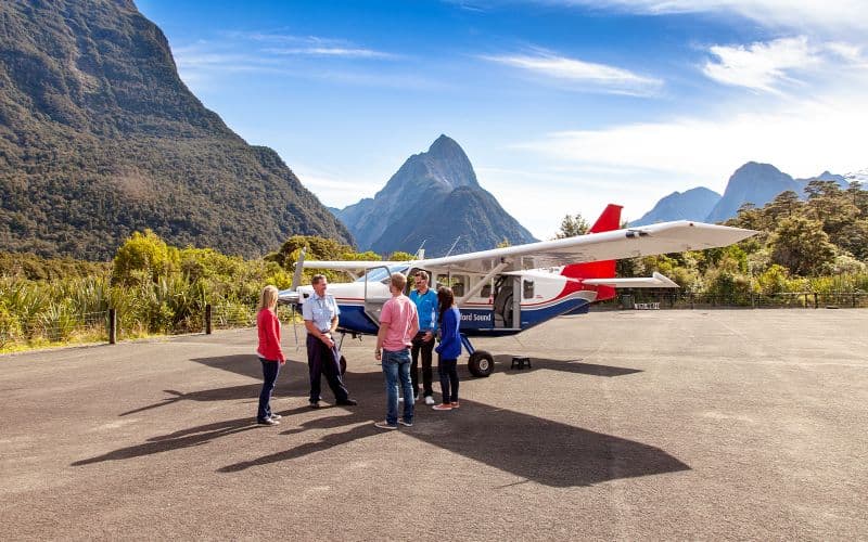 Billet Depuis Queenstown : Vol panoramique et croisière dans le détroit de Milford