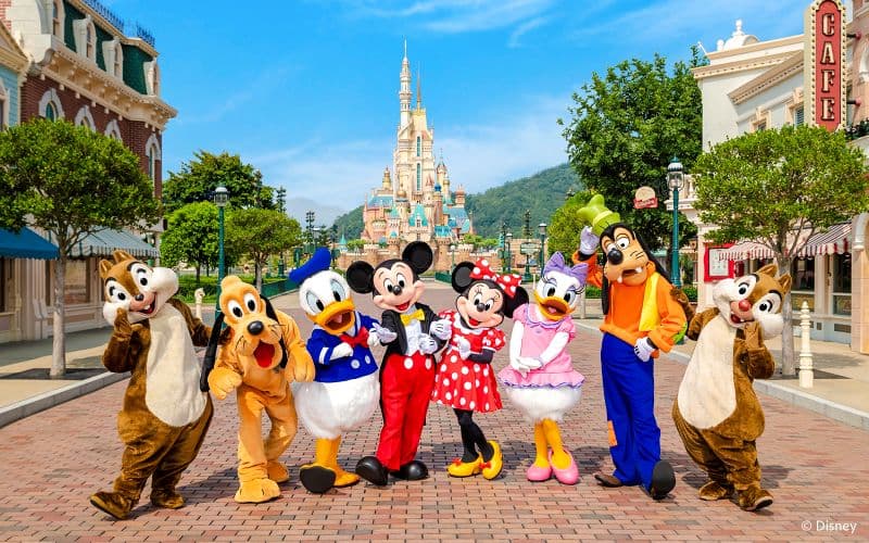 Billets d'entrée à Hong Kong Disneyland + chapeau gratuit pour la fête du 20e anniversaire : entrée pour 3 personnes