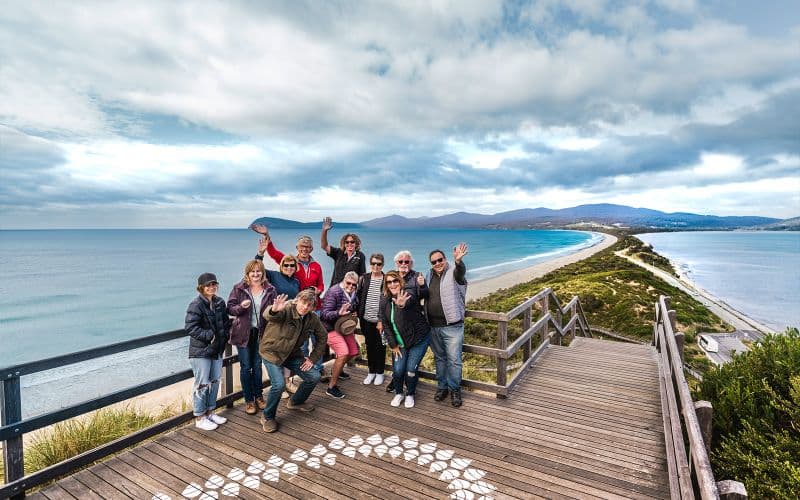 Billet [Exclusivité Headout : 10% de réduction] À partir de Hobart : Bruny Island Excursion guidée d'une journée + Phare, déjeuner et dégustations locales.