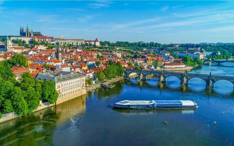 Croisière touristique de 2 h sur la Vltava