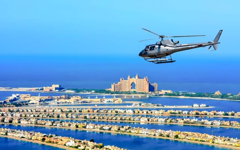 Billet Vol en hélicoptère de 12 minutes à Dubaï depuis l'Atlantis The Palm