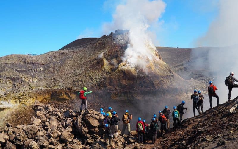 Visite guidée de l'Etna en 4x4 avec dégustation de vin