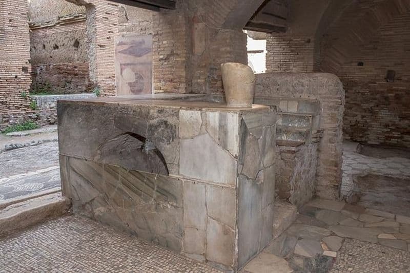 Visite privée d'Ostia Antica