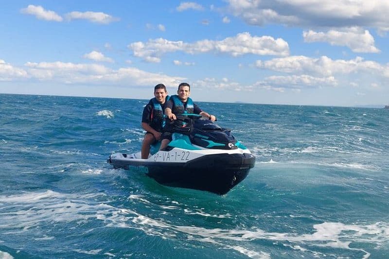 Balade de 30 minutes en jet-ski à Valence