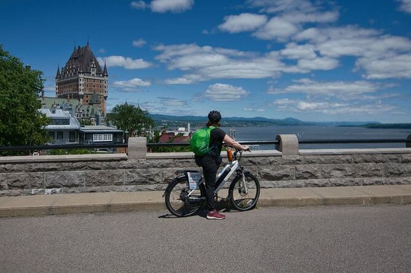 Balade à vélo à travers Québec
