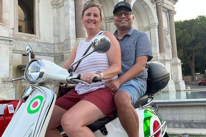 Billet Visite guidée de Rome en Vespa