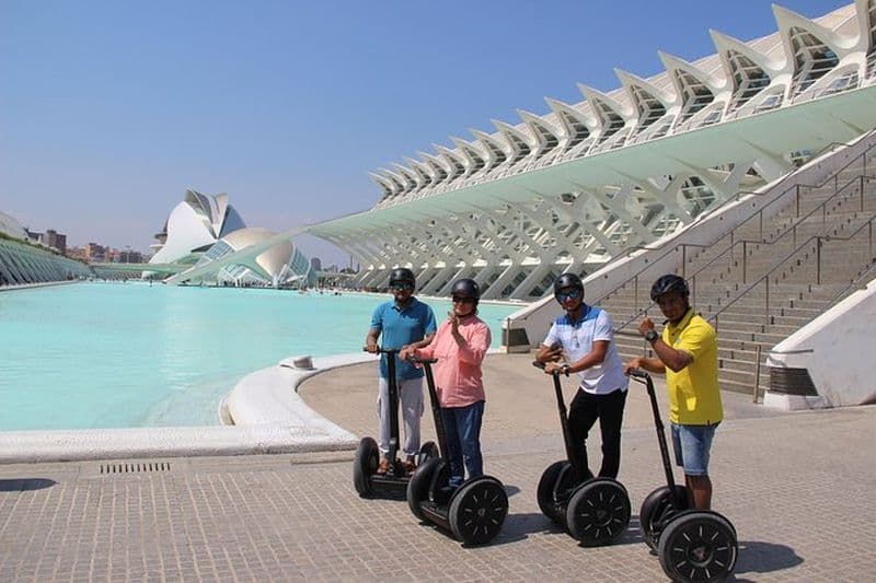 Visite privée en segway de la Cité des Arts et des Sciences de Valence