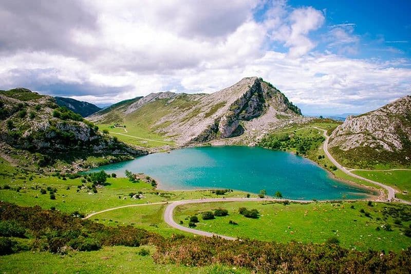 Billet Excursion aux lacs de Covadonga et Cangas de Onís depuis Oviedo