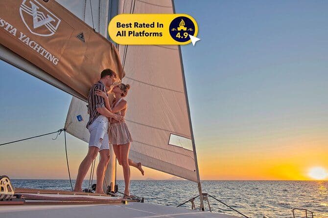 Billet Croisière en catamaran avec menu et bar ouvert à Santorin