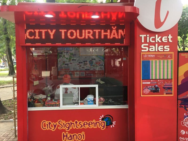 Bus touristique City Sightseeing de Hanoï