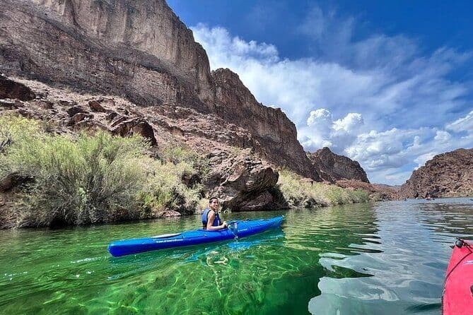 Excursion en kayak à la Grotte Émeraude depuis Las Vegas