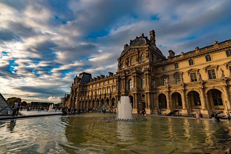 Billet Billets pour le Musée du Louvre et croisière sur la Seine