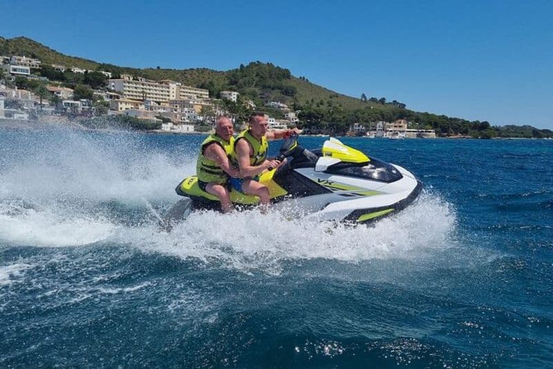 Billet Location de jet-skis dans la baie d'Alcudia à Majorque