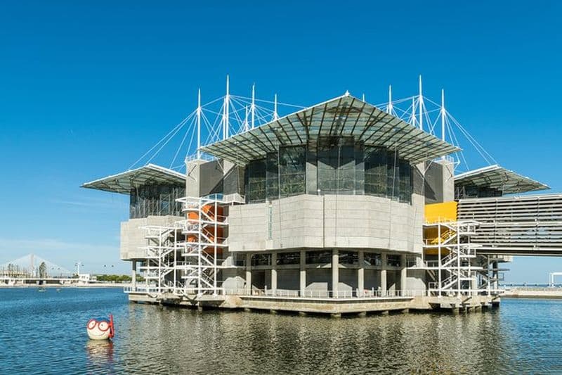 Bus touristique avec billets pour l'Oceanarium de Lisbonne
