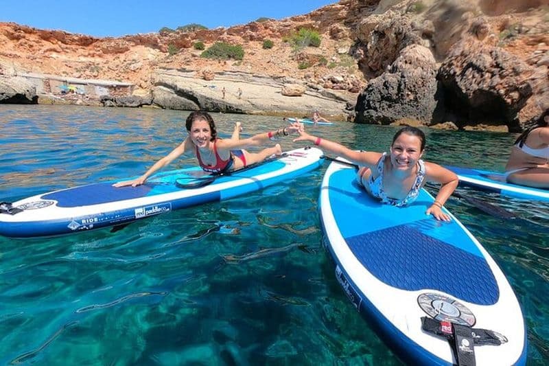 Balade en bateau à Ibiza avec paddle, snorkeling et kayak