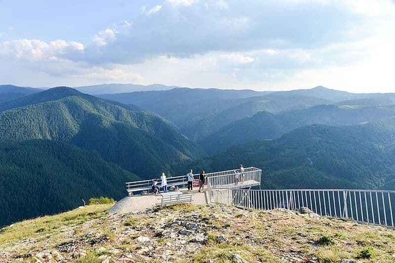 Randonnée vers l'Œil de l'Aigle et la Grotte de la Gorge du Diable depuis Plovdiv