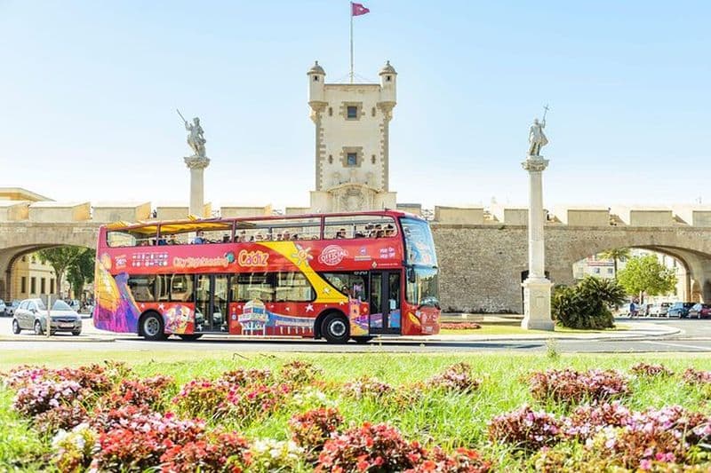 Bus touristique City Sightseeing de Cadix