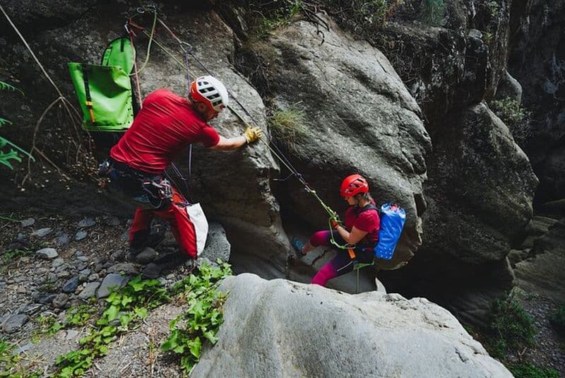Aventure de canyoning dans le sud de Tenerife